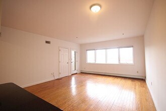 72 Park Ave-Unit -5A in Hoboken, NJ - Building Photo - Building Photo