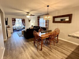 2529 State Hwy 176 in Rockaway Beach, MO - Building Photo