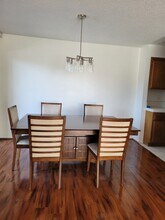 849 E Victoria St, Unit 302 in Carson, CA - Foto de edificio - Building Photo