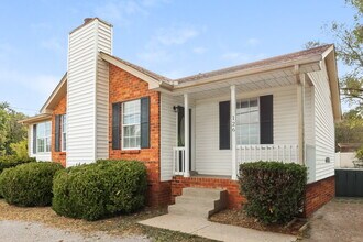 126 Fergus Rd in La Vergne, TN - Building Photo - Building Photo