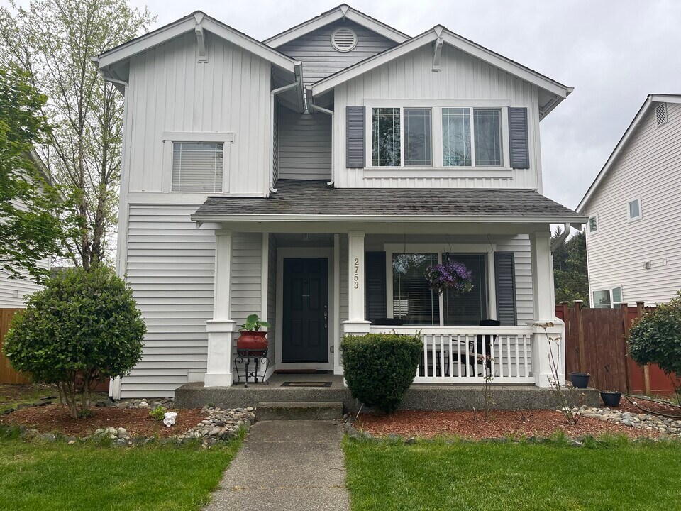 2753 McNeil St in Dupont, WA - Building Photo