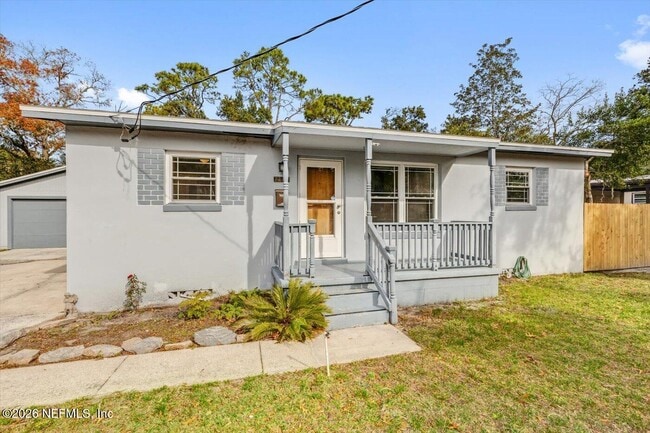 7327 Bamberg Rd in Jacksonville, FL - Building Photo - Building Photo