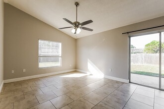 4210 Red Bird Ave in St. Cloud, FL - Building Photo - Building Photo