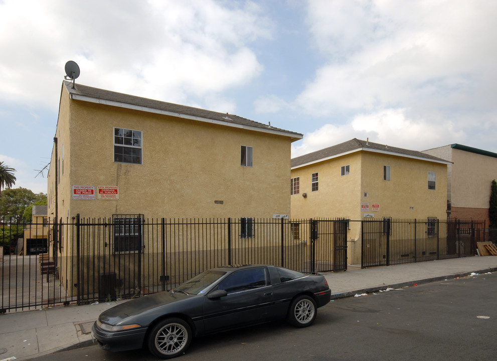 Johnson Court in Los Angeles, CA - Building Photo