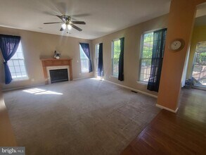 17734 Avenel Ln in Dumfries, VA - Building Photo - Building Photo