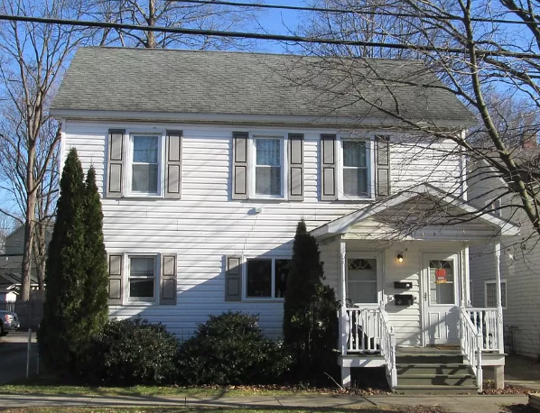108 Clinton St, Unit 2 in Saratoga Springs, NY - Building Photo