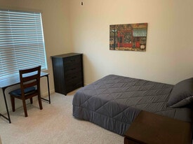 793 Gerhard Ave SW in Palm Bay, FL - Building Photo