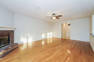 1101 Marcia Ln in Burleson, TX - Building Photo - Building Photo