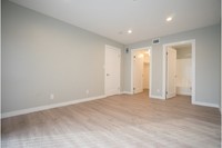 1st St. 3426 in Los Angeles, CA - Building Photo - Interior Photo