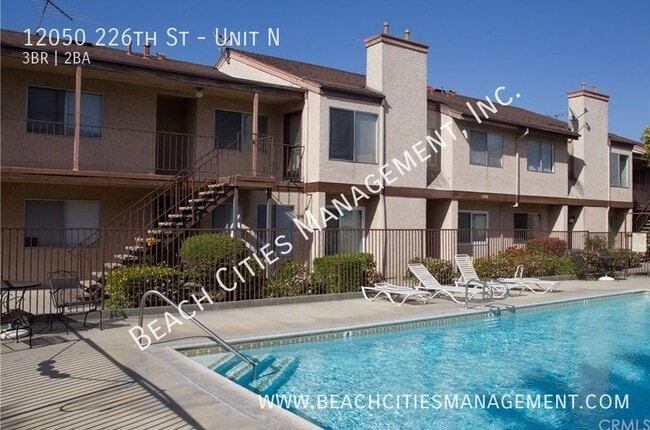 12050 226th St in Hawaiian Gardens, CA - Building Photo - Building Photo