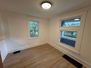 2319 Patterson Ave in Pittsburgh, PA - Building Photo - Building Photo