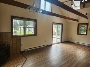 80 Noyes Rd in Tilton, NH - Building Photo - Building Photo