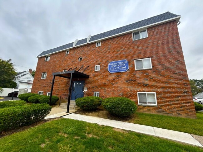 Garrett House Apartments in Drexel Hill, PA - Building Photo - Building Photo