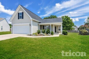 1017 Narcissus Ct in Clayton, NC - Building Photo