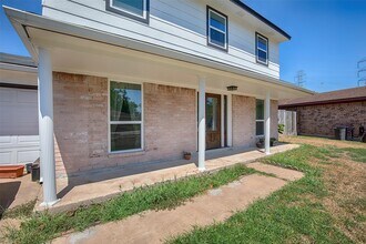 8903 Kirkmont Dr in Houston, TX - Building Photo - Building Photo