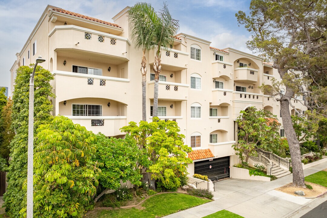 1948 Malcolm Ave in Los Angeles, CA - Building Photo