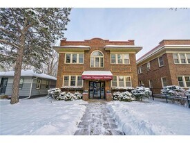 4720 Nicollet Ave in Minneapolis, MN - Building Photo