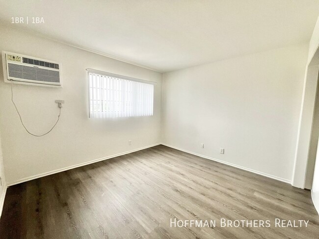 property at 3464 Mentone Ave