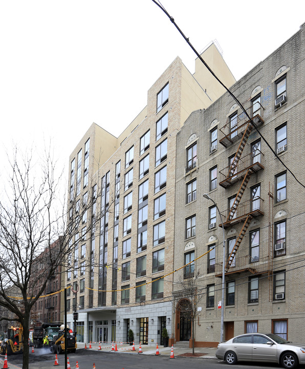 2763 Morris in Bronx, NY - Building Photo