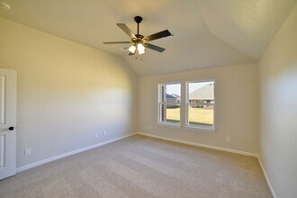 573 Grand Sycamore Dr in Goldsby, OK - Building Photo - Building Photo