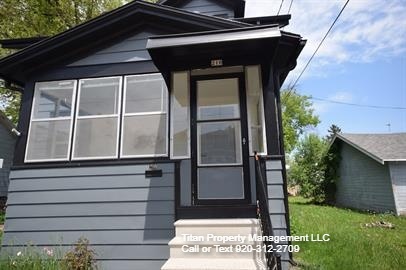 210 W Lincoln Ave in Oshkosh, WI - Building Photo - Building Photo
