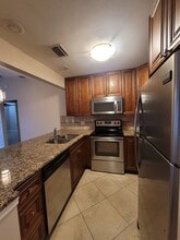 603 SE 15th St in Cape Coral, FL - Foto de edificio - Building Photo