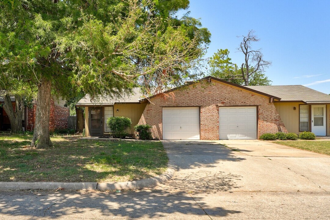 3807 Bradfred St in Midwest City, OK - Building Photo