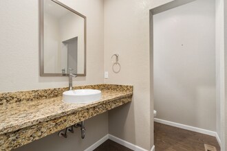 4272 Lyric Falls Dr in Loveland, CO - Building Photo - Building Photo