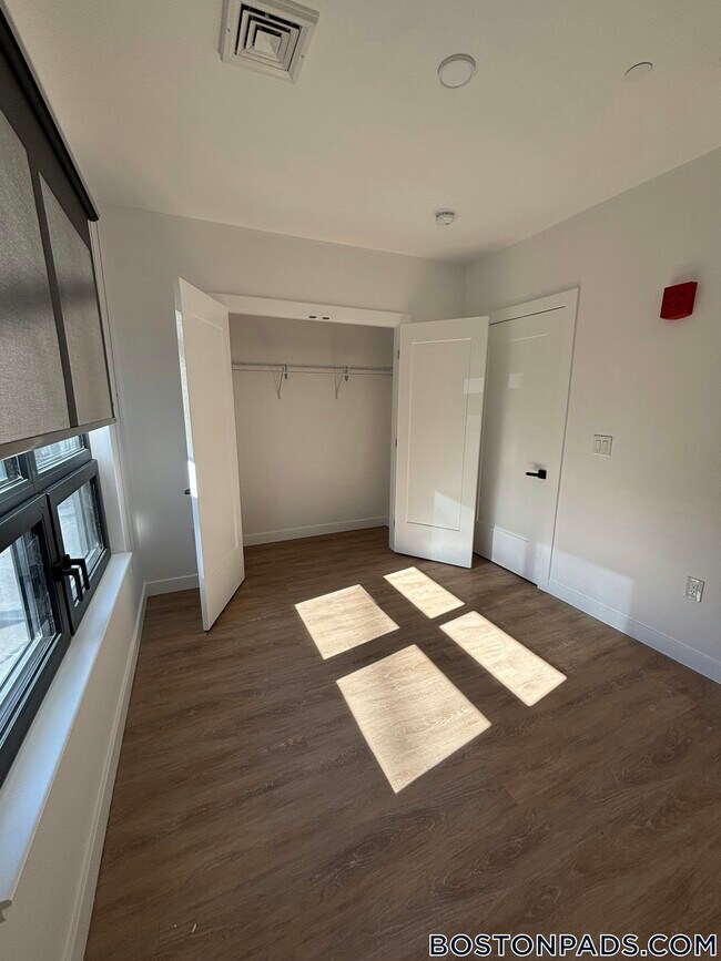 199 Gardner St in Boston, MA - Building Photo - Building Photo