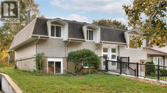 170 Wheatfield Crescent in Kitchener, ON - Building Photo - Building Photo