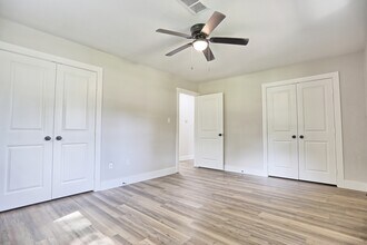 704 Natchez River Cir in Montgomery, TX - Building Photo - Building Photo