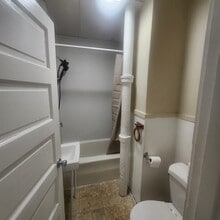 101 Crawford Ave, Unit Apartment 2 in Altoona, PA - Building Photo - Building Photo