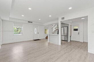 10401 NE 2nd Ave in Miami Shores, FL - Building Photo - Building Photo