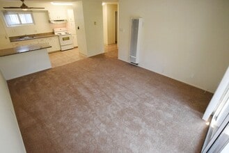 Northwood Court Apartment in Oakland, CA - Building Photo - Building Photo