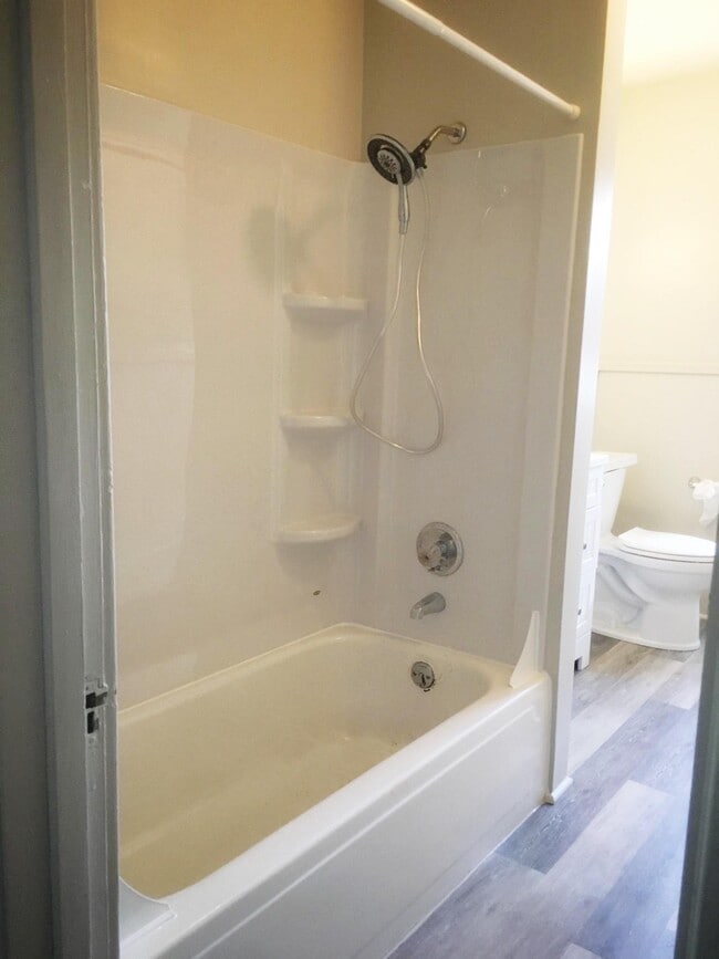 896 29th St, Unit 896 in Altoona, PA - Foto de edificio - Building Photo
