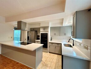 2551 Coopers Post Ln in Sugar Land, TX - Building Photo - Building Photo