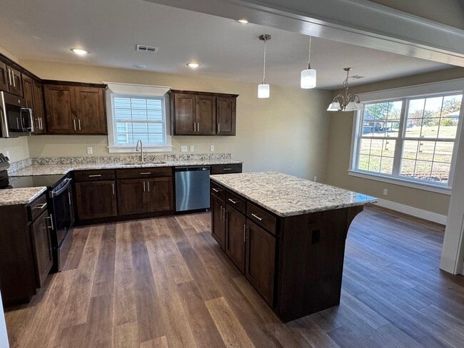 2516 S Schifferdecker Ave in Joplin, MO - Building Photo - Building Photo