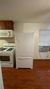 1107 Edwards St photo'