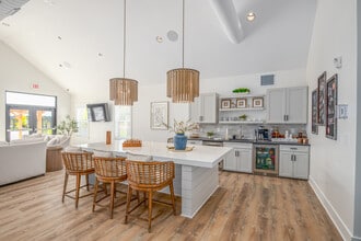 College Park Apartments and Rental Homes in Georgetown, DE - Foto de edificio - Interior Photo