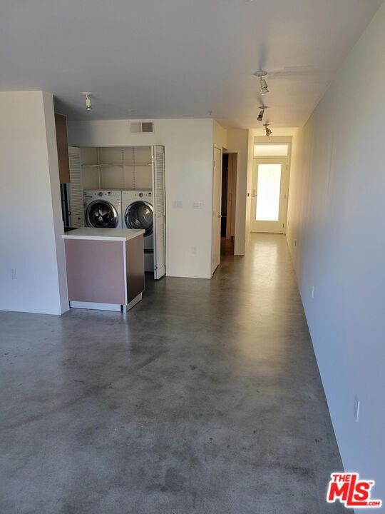 5806 Waring Ave in Los Angeles, CA - Building Photo - Building Photo