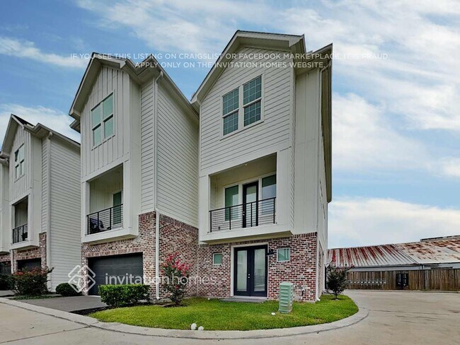 property at 721 Wilshire Brook Ln