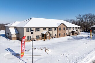 Autumn Leaf Apartment Homes in St. Clair, MO - Building Photo - Building Photo