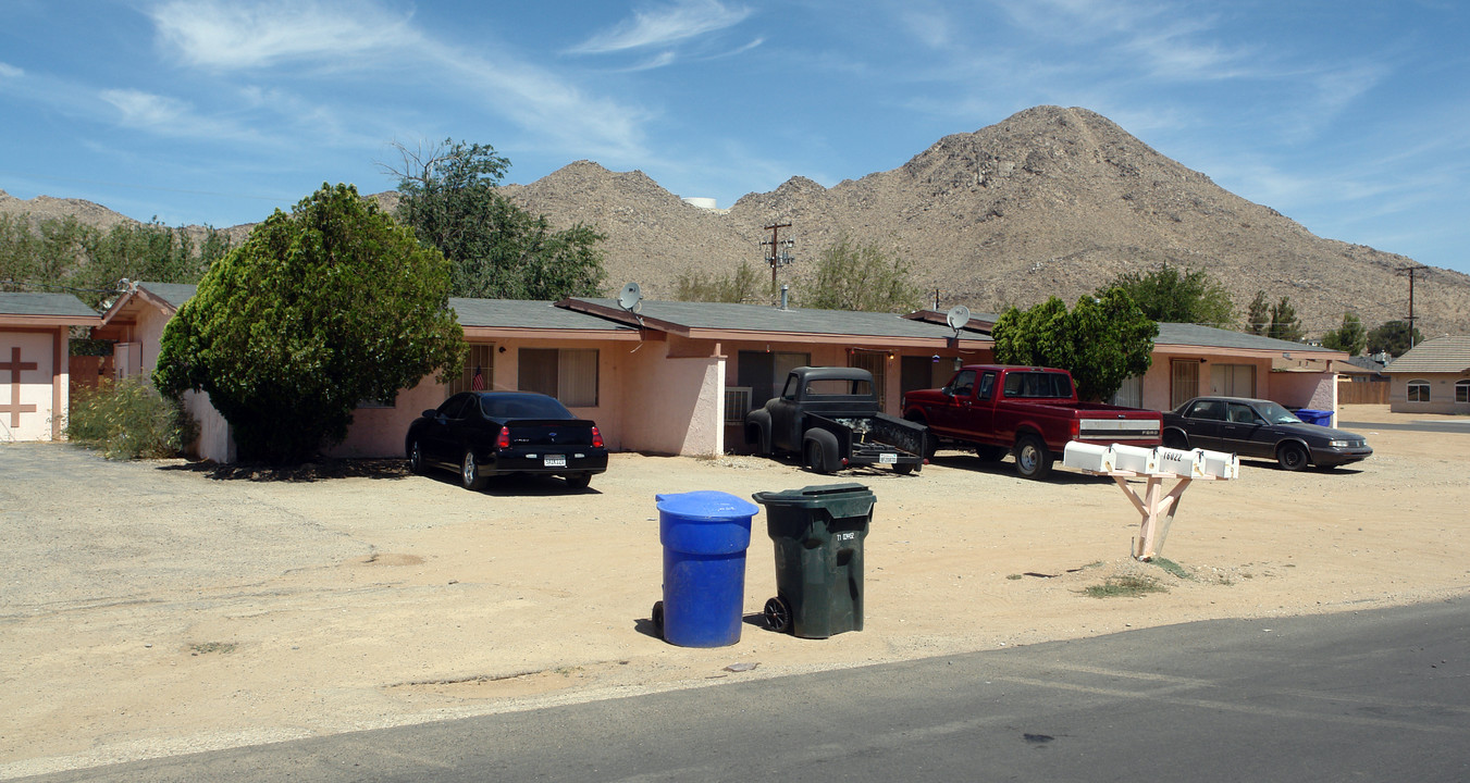 16022 Sago Rd in Apple Valley, CA - Building Photo