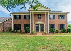 1062 General George Patton Rd in Nashville, TN - Building Photo