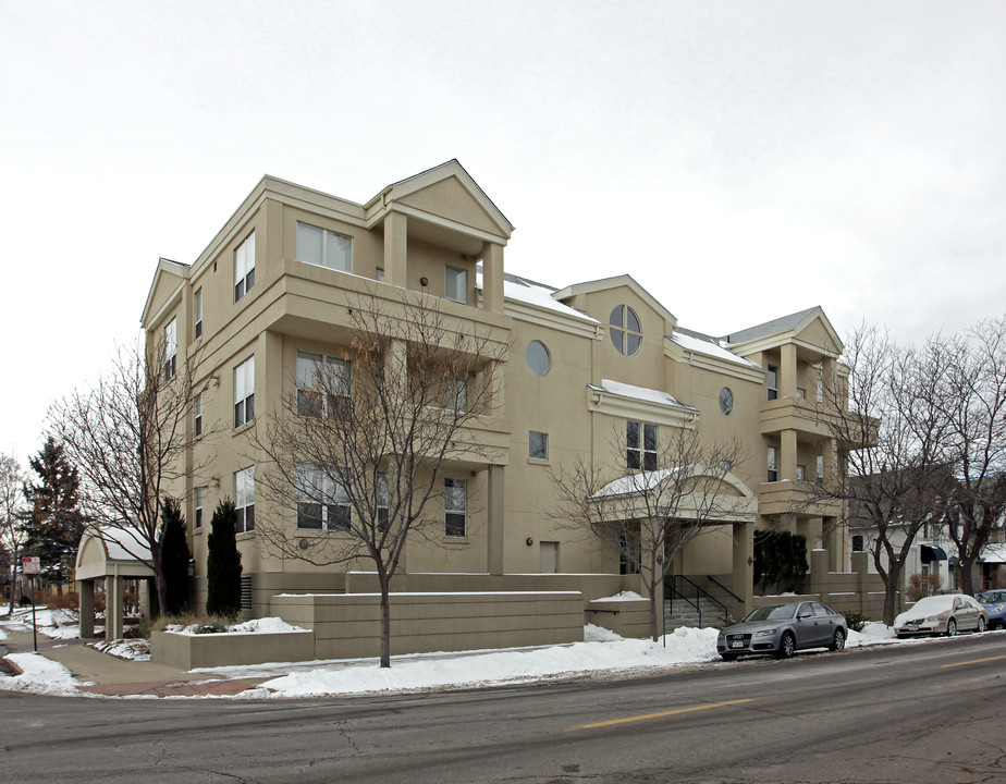 424 E 1st Ave in Denver, CO - Foto de edificio