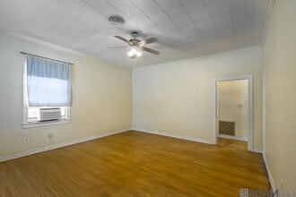 110 St Jude St in New Roads, LA - Foto de edificio - Building Photo