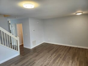 1034 John Paul Jones Ln in Harrisonburg, VA - Building Photo - Building Photo