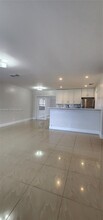 7808 SW 7th St in North Lauderdale, FL - Building Photo - Building Photo