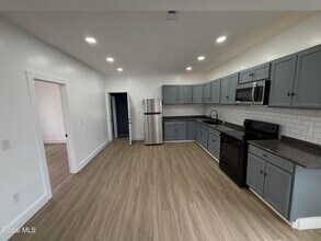 7 Hewitt St in Amsterdam, NY - Building Photo - Building Photo