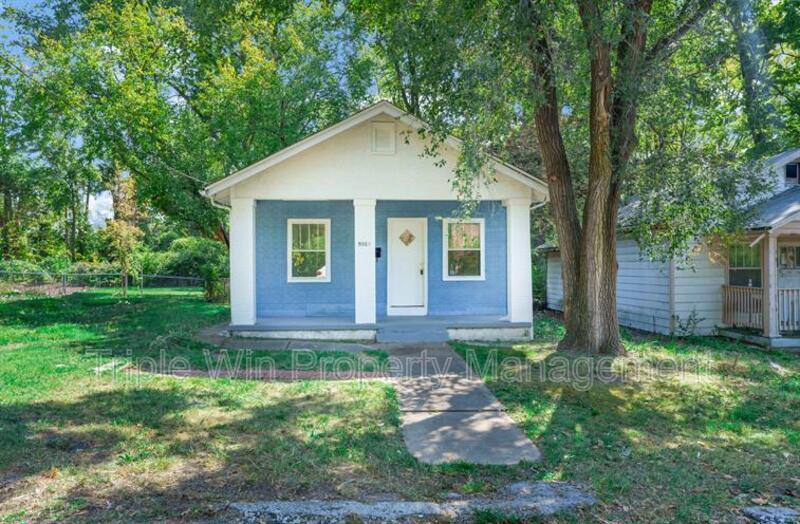 5316 Janet Ave in Jennings, MO - Building Photo